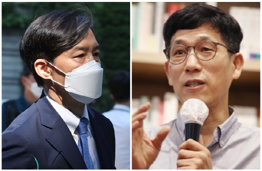 조국(왼쪽) 전 법무부 장관과 진중권 전 동양대학교 교수. 연합뉴스